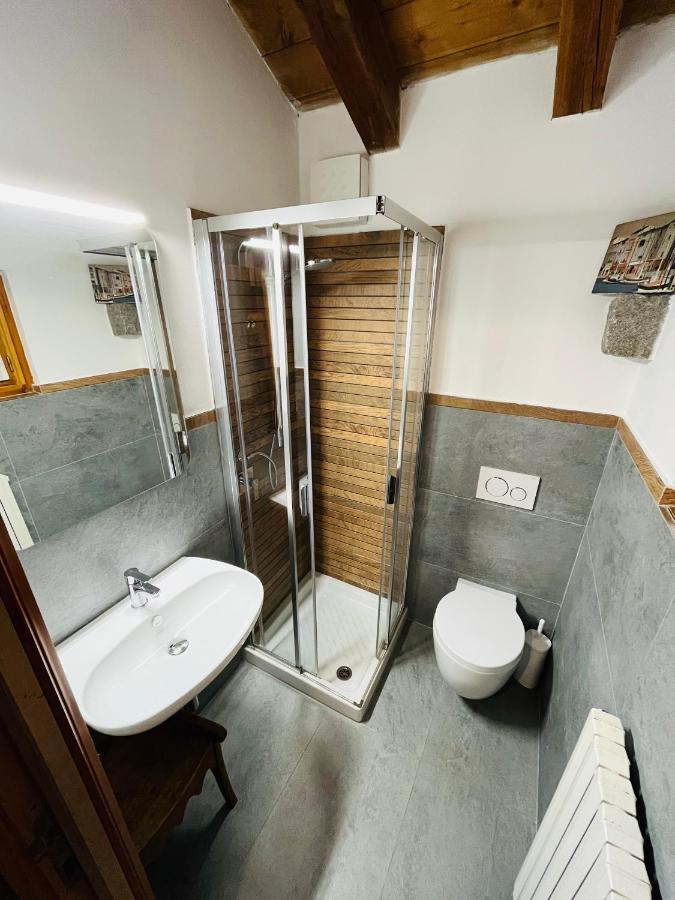 Chalet Blanc "Coeur Sapin" กูร์มาเยอร์ ภายนอก รูปภาพ