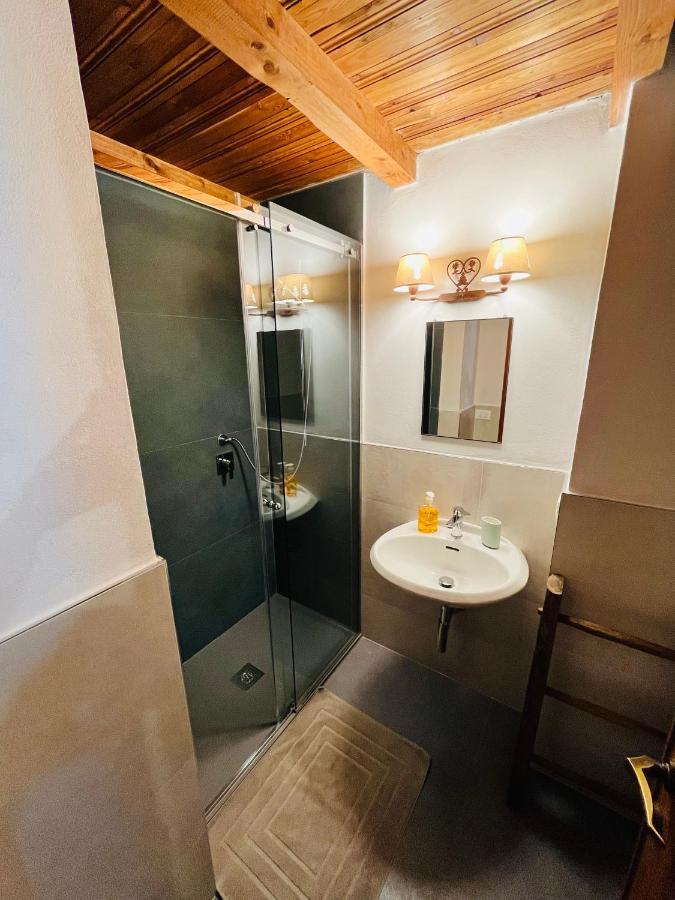 Chalet Blanc "Coeur Sapin" กูร์มาเยอร์ ภายนอก รูปภาพ