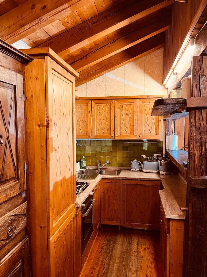 Chalet Blanc "Coeur Sapin" กูร์มาเยอร์ ภายนอก รูปภาพ