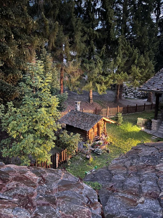 Chalet Blanc "Coeur Sapin" กูร์มาเยอร์ ภายนอก รูปภาพ